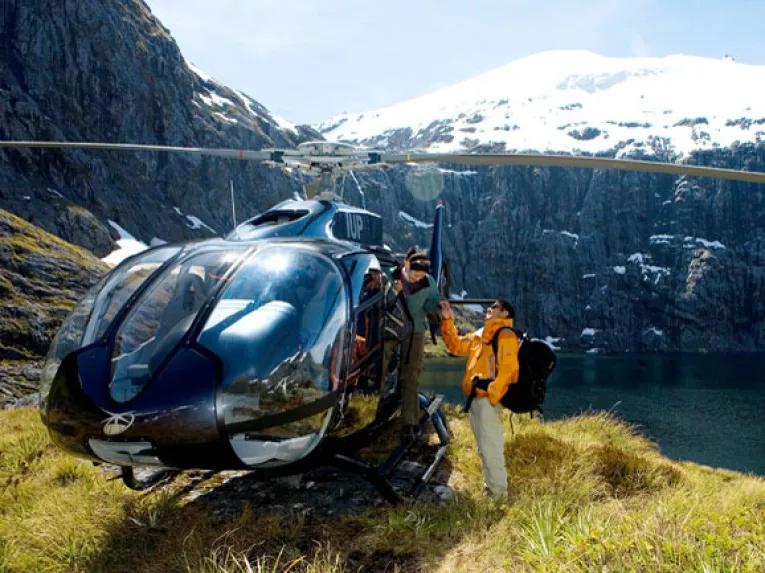 Champagne Picnic on a Peak Helicopter Flight