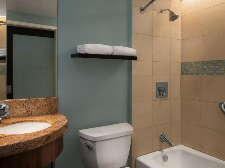 1 Bedroom Villa - Lake View