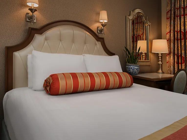 Outer Bldg - Standard Room - Club Level