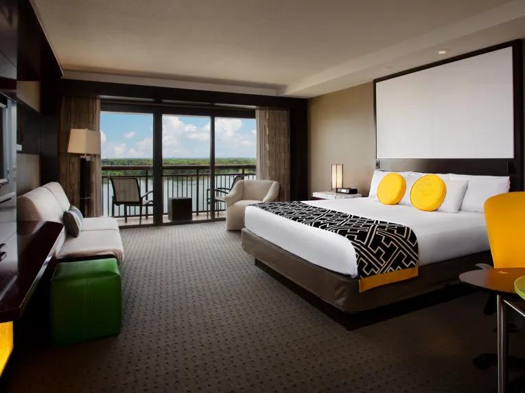 Standard Room - Atrium Club Level