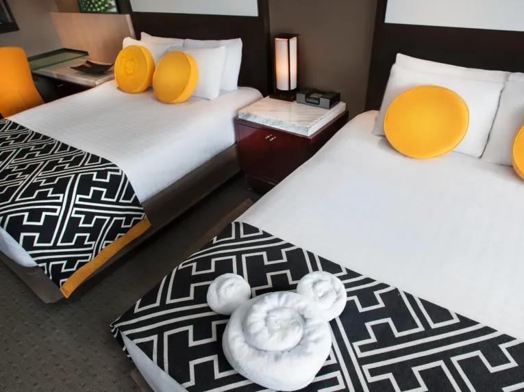 Standard Room - Atrium Club Level