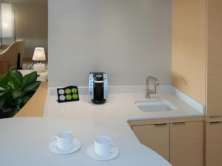 Bay Lake View - 2 Bedroom Suite - Club Level