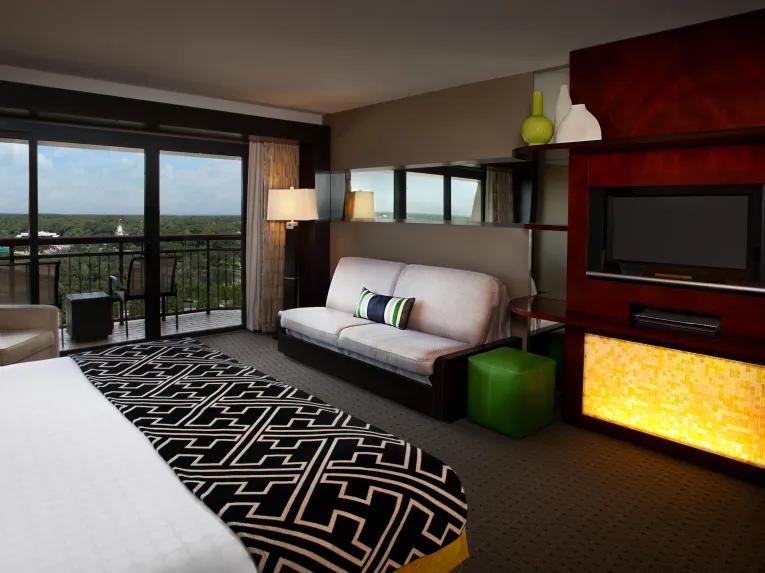 Theme Park View - Atrium Club Level