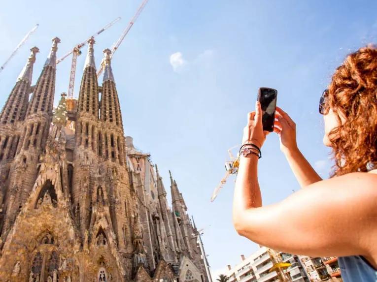 Sagrada Familia with Towers Skip the Line Ticket