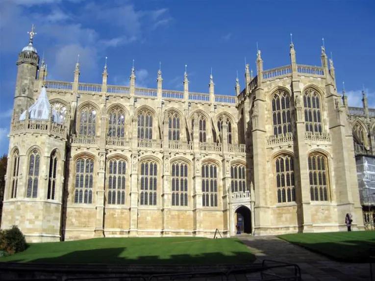 Simply Windsor Castle Tour from London