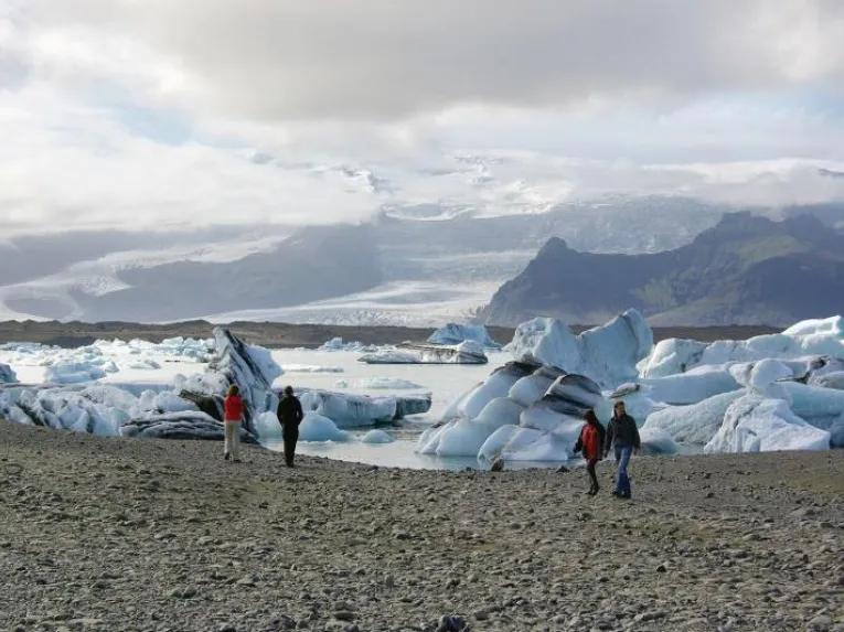 South Coast & Jokulsarlon Glacial Lagoon