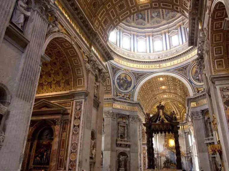 St. Peter’s Basilica from Top to Bottom with Dome Climb & Crypt