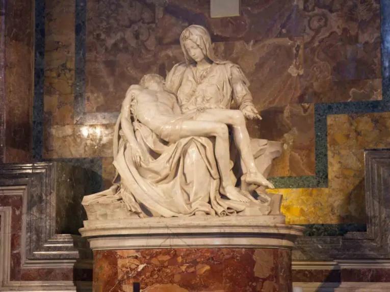 St. Peter’s Basilica from Top to Bottom with Dome Climb & Crypt