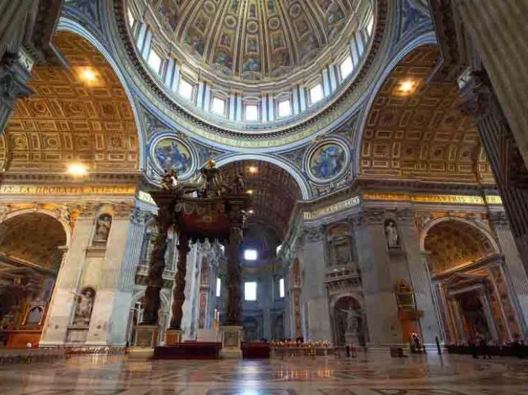 St. Peter’s Basilica from Top to Bottom with Dome Climb & Crypt