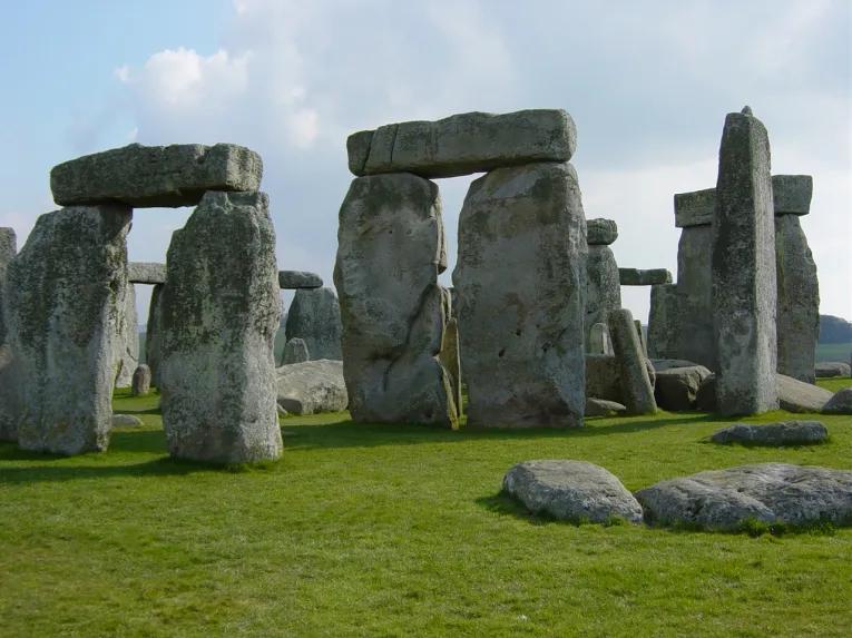 Simply Stonehenge Tour from London