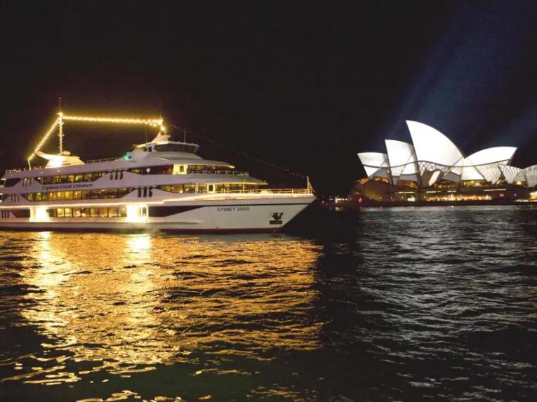 Sydney Harbour Gold Dinner Cruise
