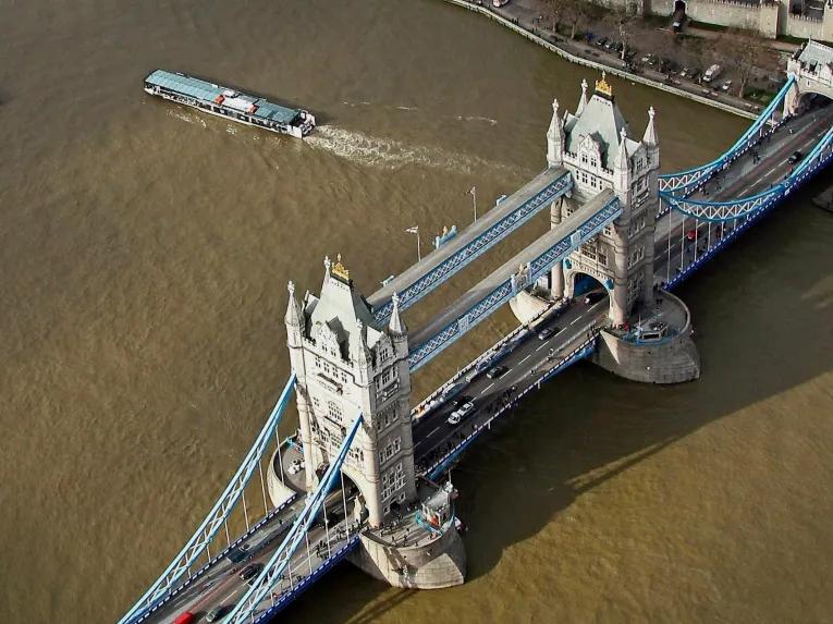 London Max Helicopter Flight