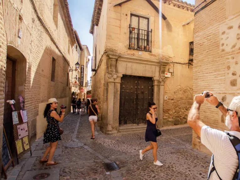 Toledo Imperial and Winery Tour - Small Group