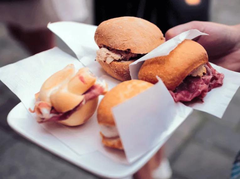 Venice Food Tour: Rialto Market, Cannaregio, Gondola, Food & Wine