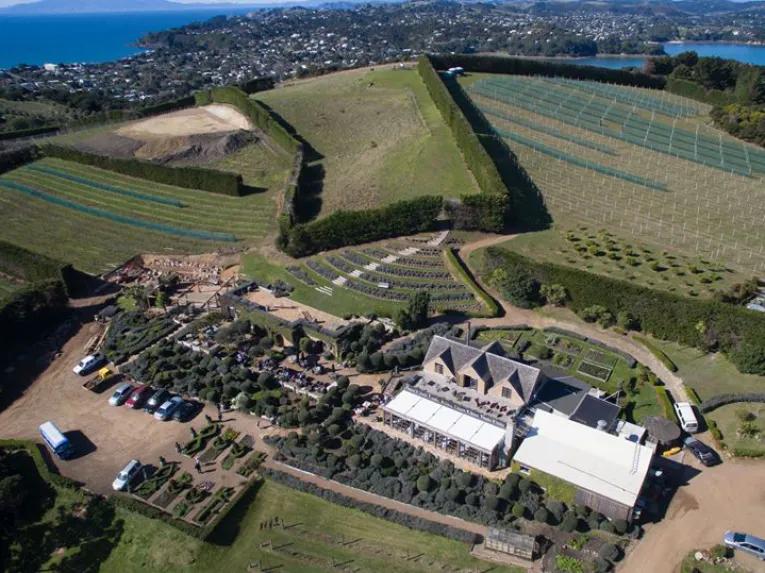 Waiheke Island Explorer Tour