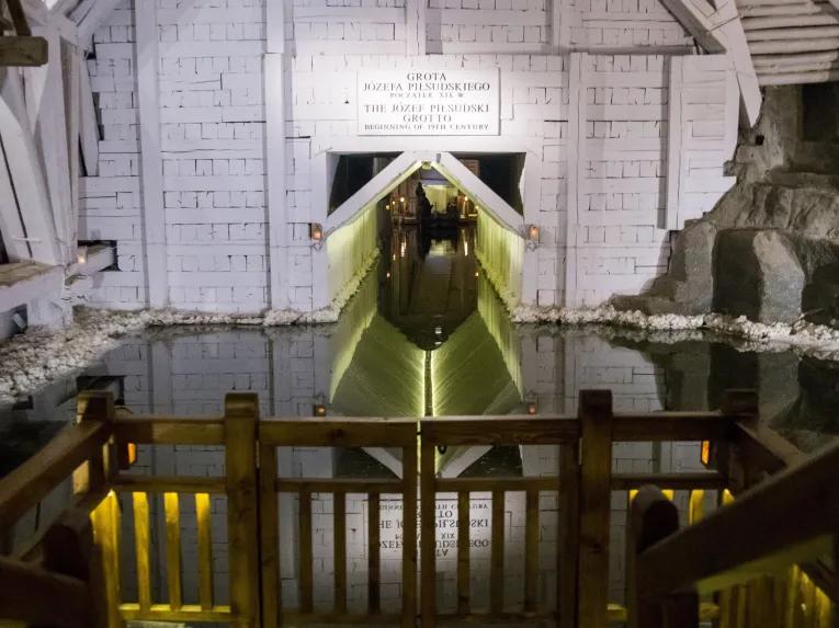 Bestseller Package: Auschwitz-Birkenau and Wieliczka Salt Mine Tour