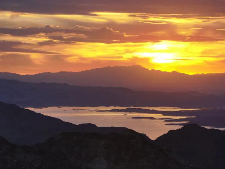 Wind Dancer – Deluxe Sunset Grand Canyon Helicopter Tour with Canyon Landing