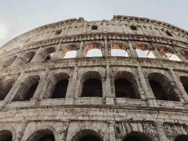 Premium Colosseum Tour with Roman Forum & Palatine Hill