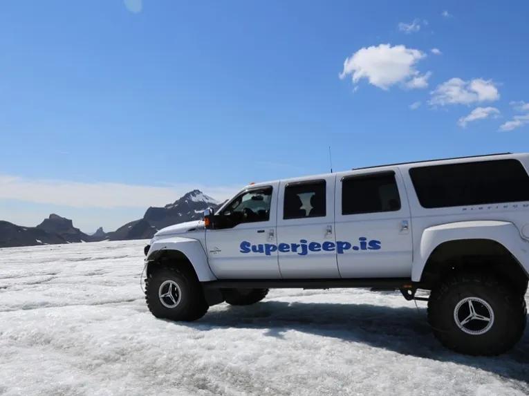 SuperJeep Golden Circle and Glacier