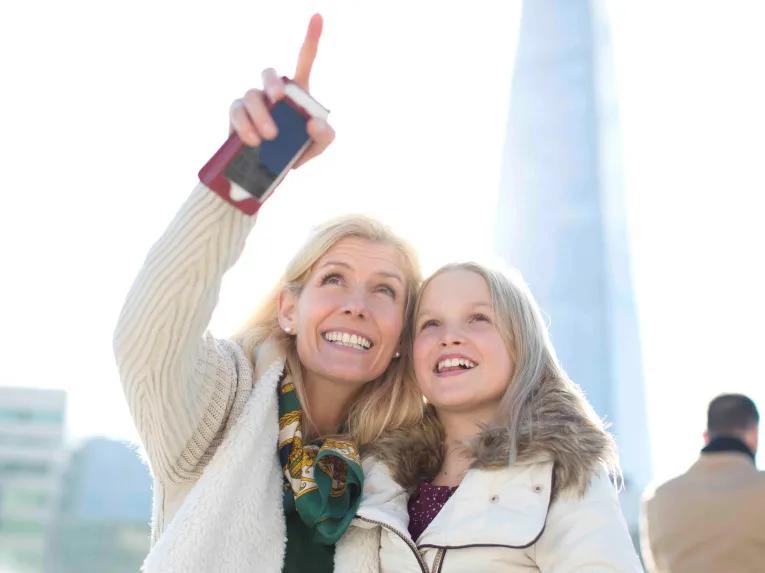 River Thames Hop-on Hop-off Sightseeing Cruise