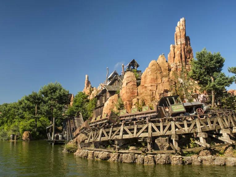 Big Thunder Mountain ride at Disneyland Paris