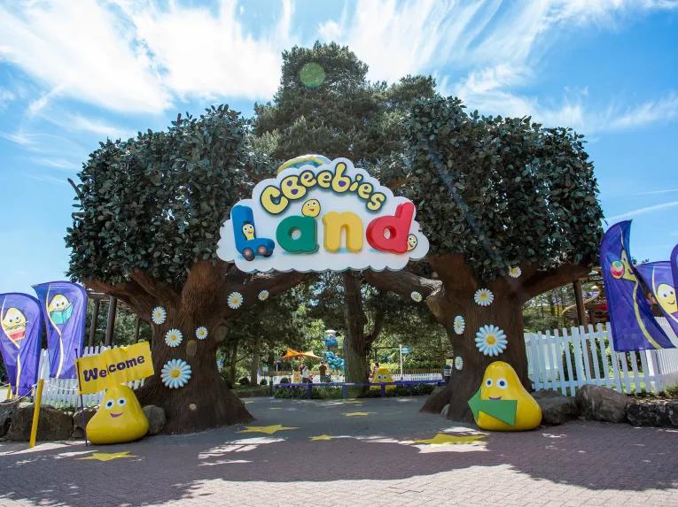 Cbeebies land at Alton Towers