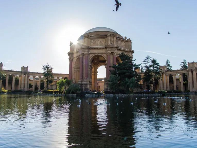 1-Day Hop-On Hop-Off & Alcatraz