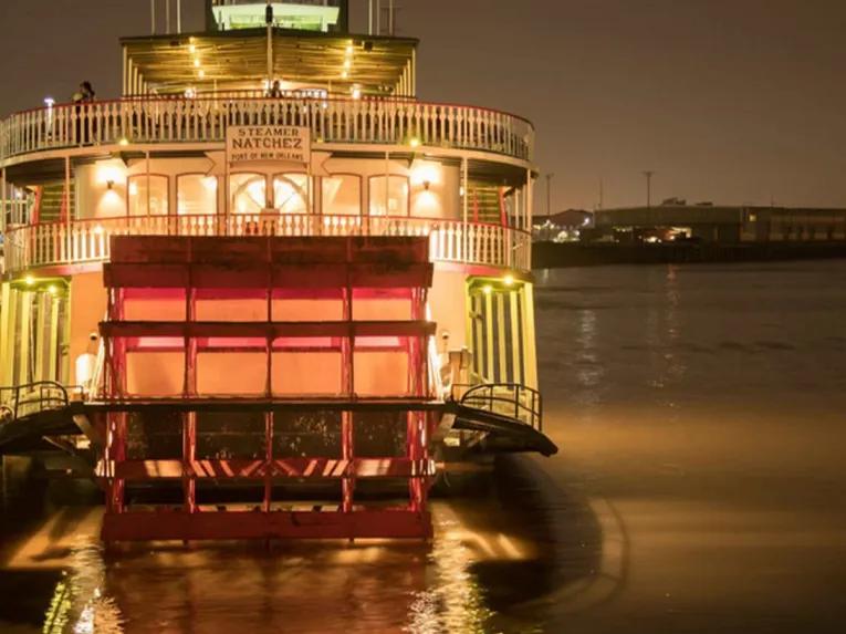 Total New Orleans Tour: Food, Cocktails & Jazz