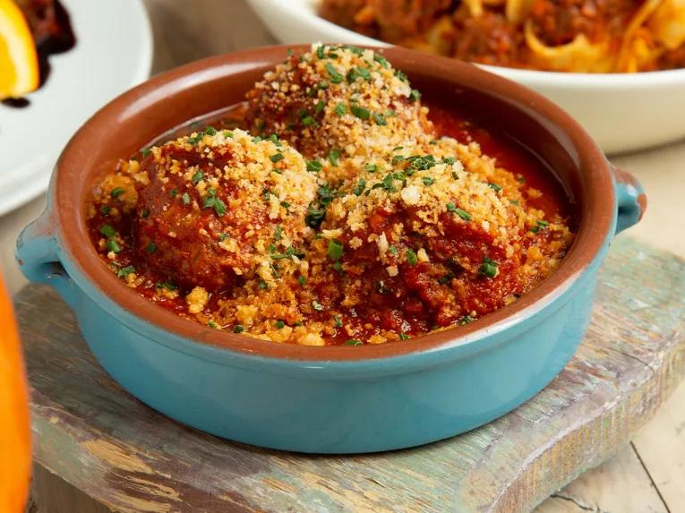 Self-guided Finger Licking Foodie Tour - Tivoli Village