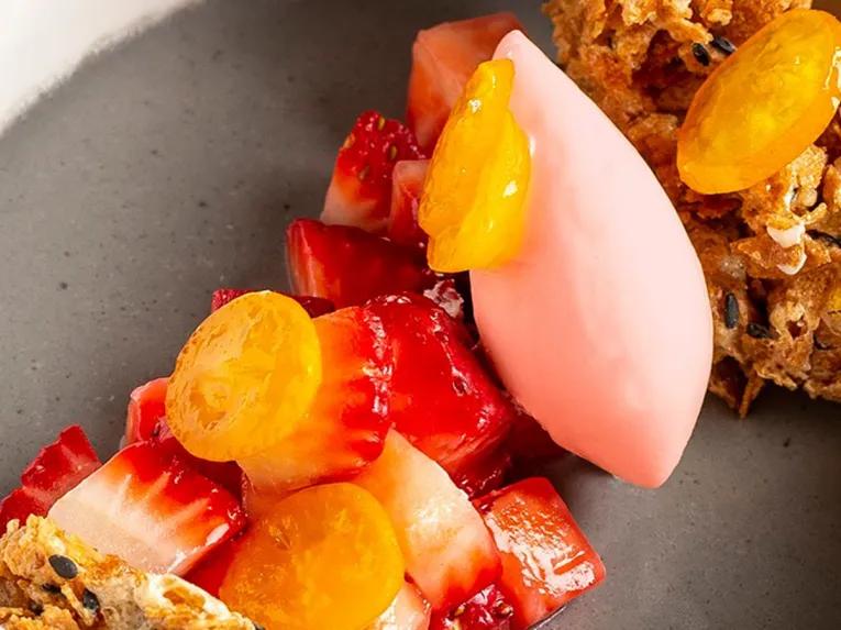 Self-guided Finger Licking Foodie Tour - Chinatown