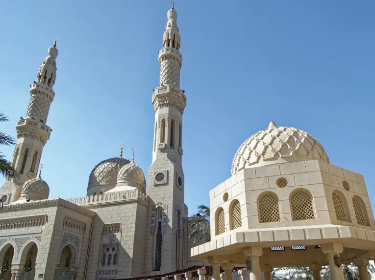 Discover the sights of Dubai on a Dubai City Tour accompanied by a knowledgeable local guide