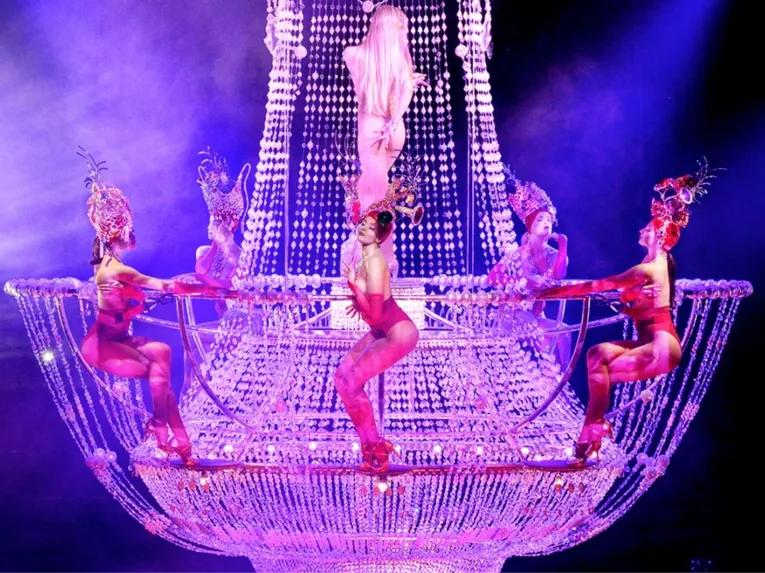 Lido de Paris Show Tickets