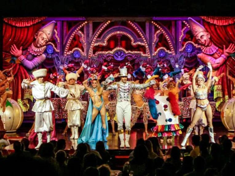 Cruise, Eiffel Tower & Moulin Rouge