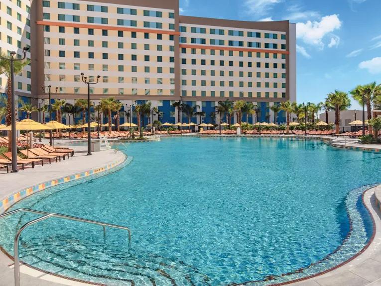 Endless Summer – Dockside