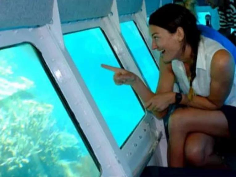 Luxury Ocean Spirit Cruise to Michaelmas Cay