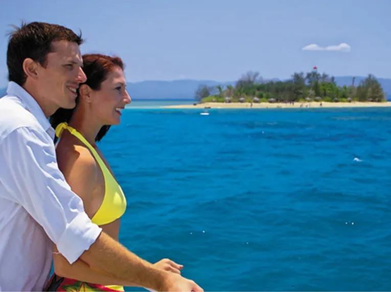 Wavedancer Low Isles Reef Cruise