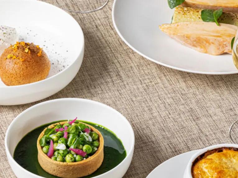 Moulin Rouge, Paris Dinner & Eiffel Tower