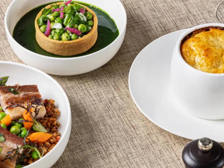 Moulin Rouge, Paris Dinner & Eiffel Tower