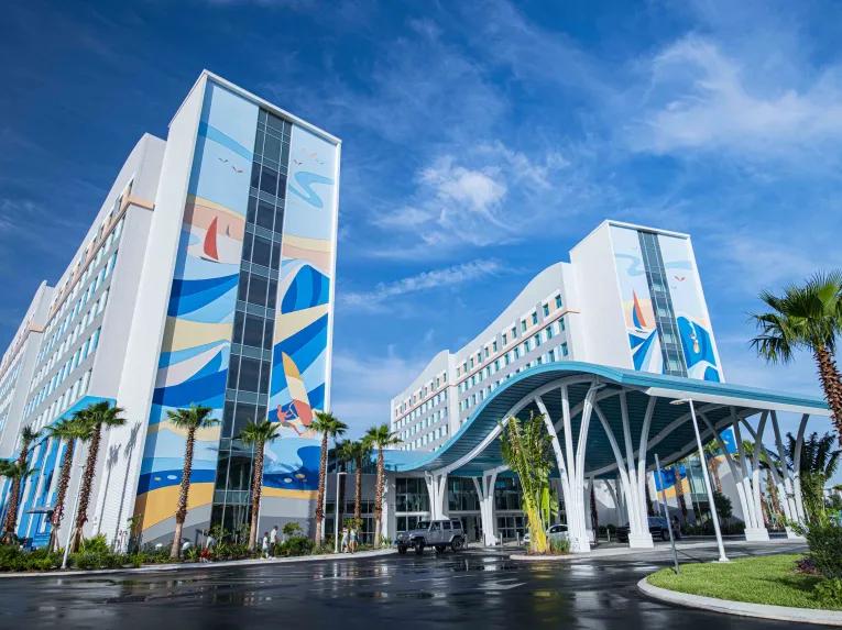 Exterior of Universal's Endless Summer Resort – Surfside Inn and Suites