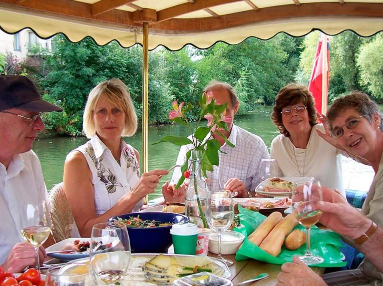 Oxford Picnic River Boat Cruise for Two 