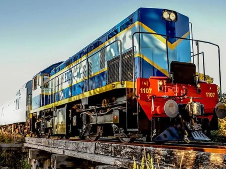 The Q Train -Sail,Rail & Dine from Melbourne