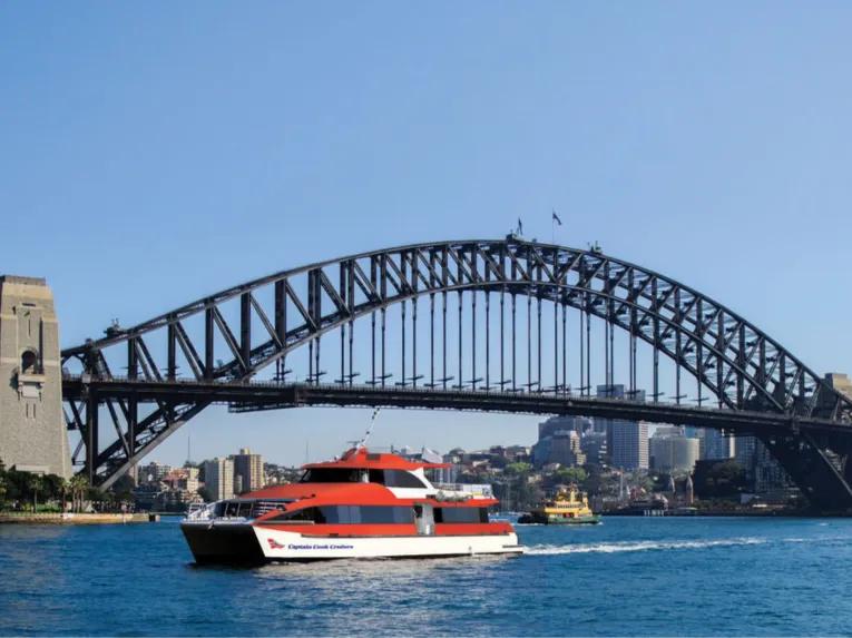 Sydney Harbour Explorer Hop-on/Hop-Off Cruise