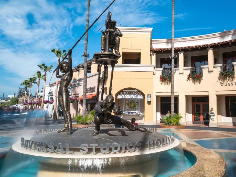 Movie making statue at the entrance to Universal Studios Hollywood