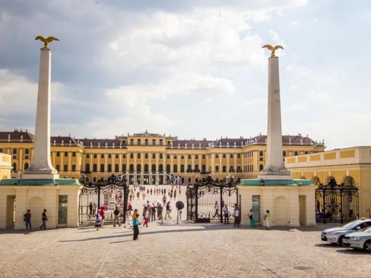 Big Bus Vienna Hop-on Hop-off Bus Tour