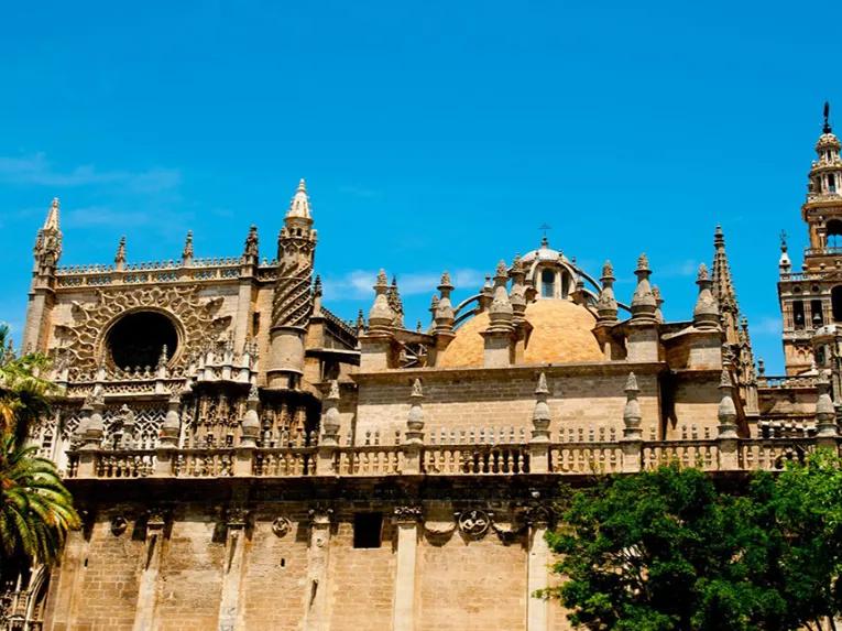 extrerior-of-the-cathedral