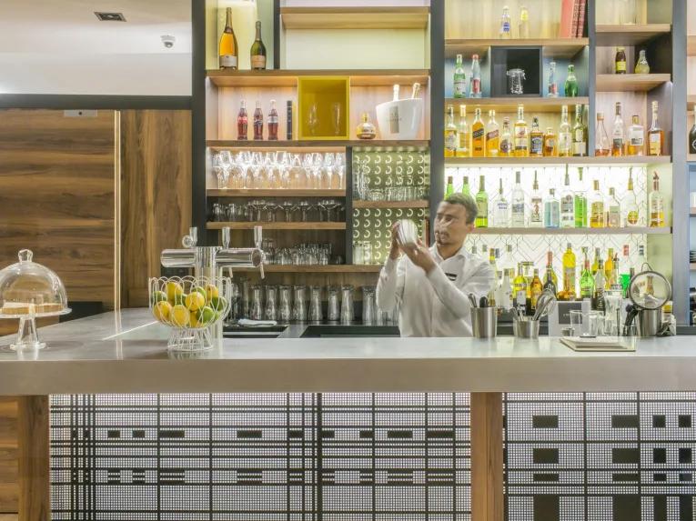 Hotel Elysée Val d'Europe Bar