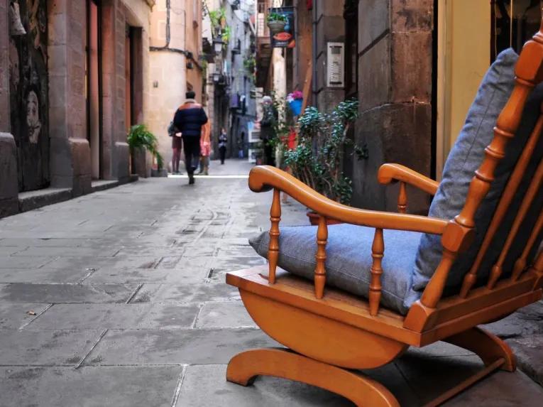 rocking-chair-down-narrow-street