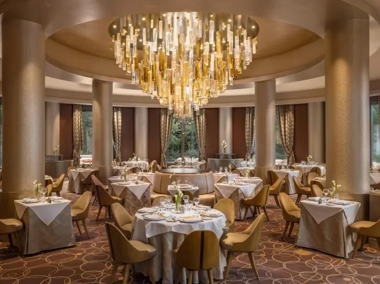 Manhattan_Restaurant_Disneyland_Paris_Hotel_New_York