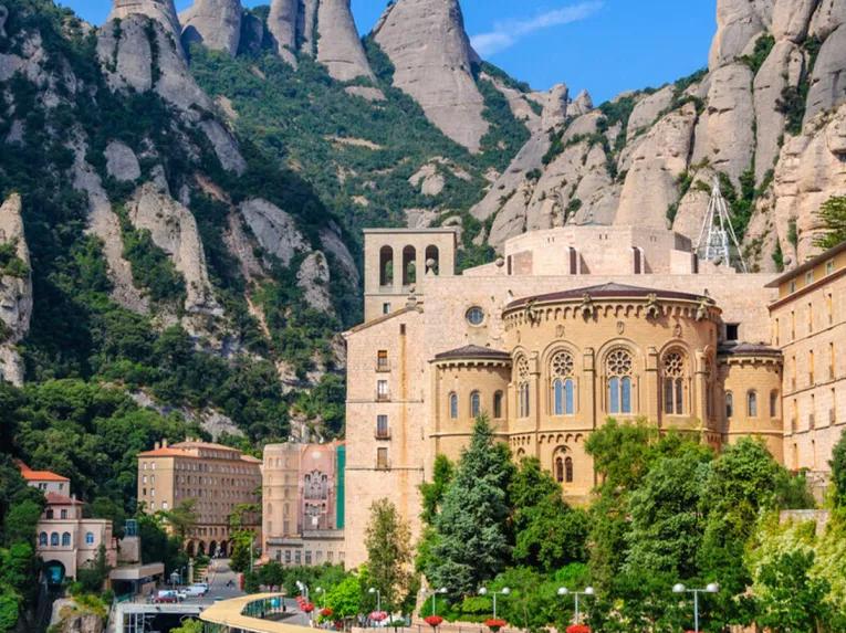 Montserrat on your own with Bus Transfer