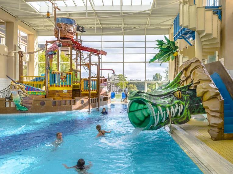 Indoor pool, Explorers Hotel Marne-la-Vallée